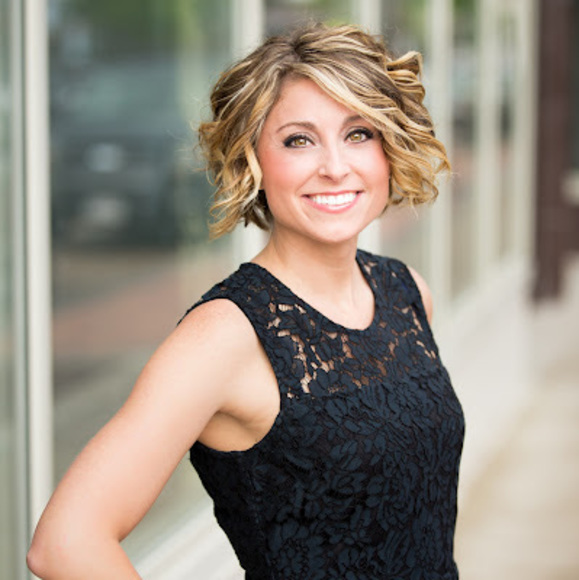 Meet your Posher, Tasha - Picture 1 of 1